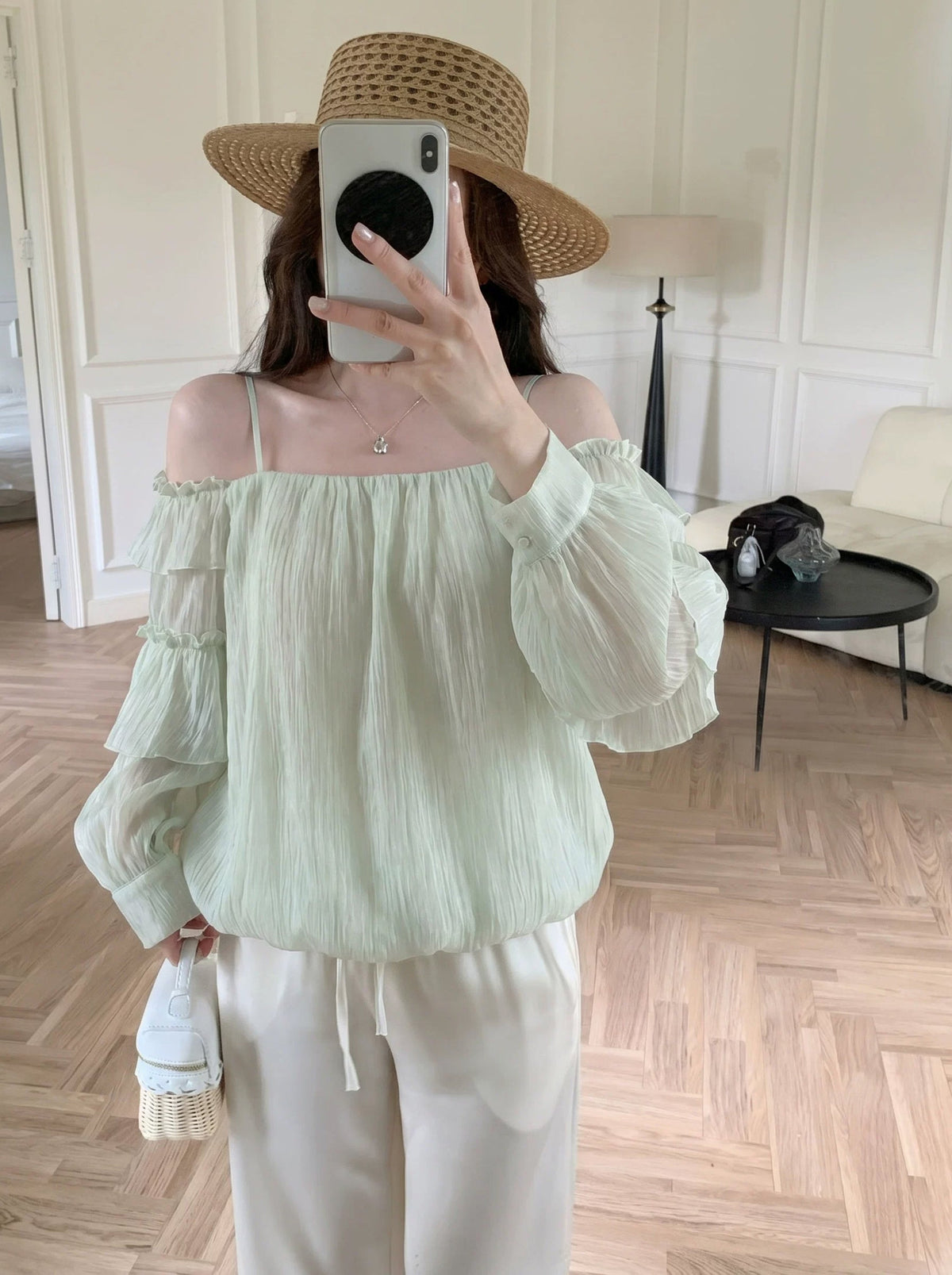 【tops】ギャザーフリルオフショルダーシフォントップス Q8714
