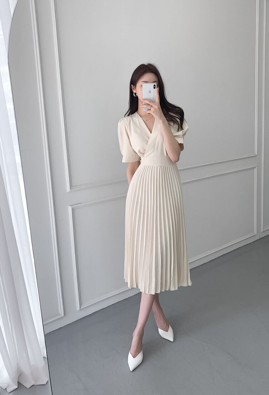 【dress】韓国風気質満点エレガントフェミニンVネックデザインハイウエストワンピースF0039