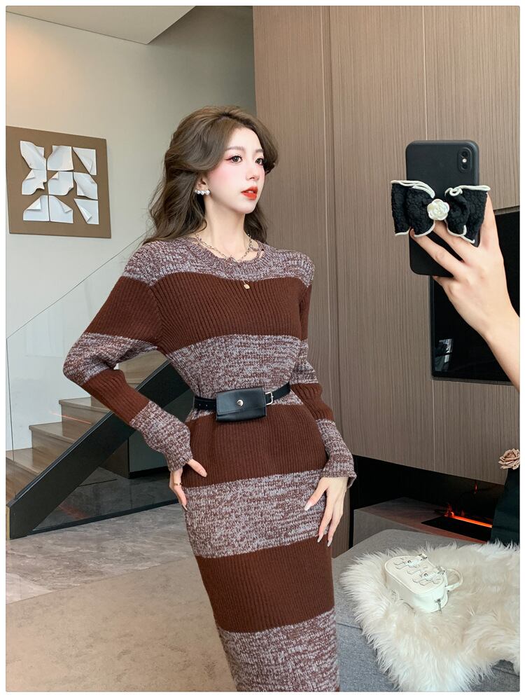 【dress】ボーダー柄ニットワンピース　M18572