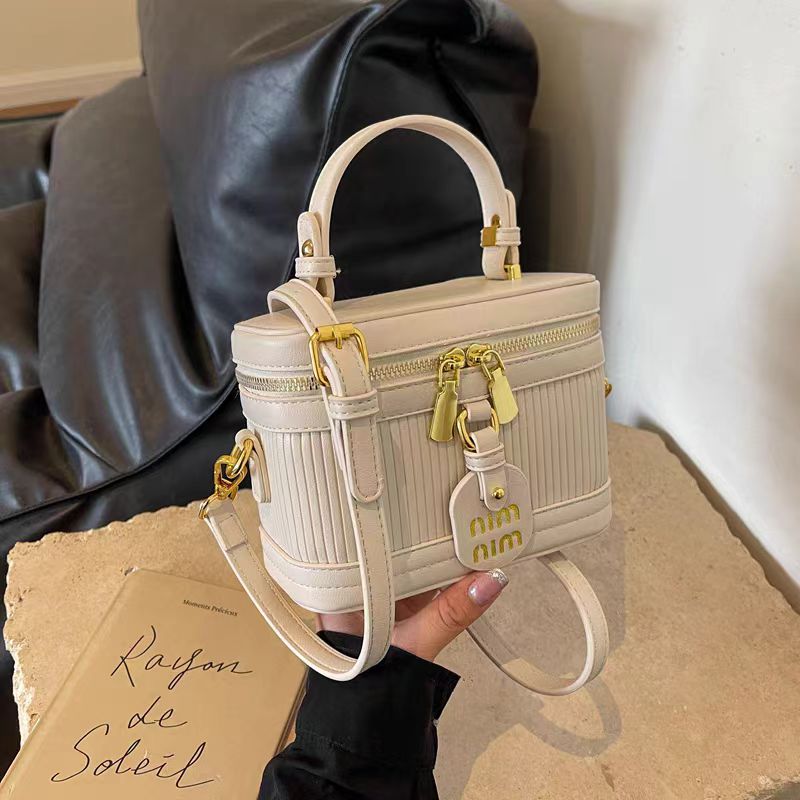 【小物】バケツ型メッセンジャーバッグG22230