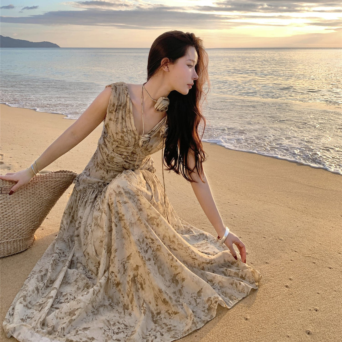 【dress】Vネックプリントワンピース　M24584