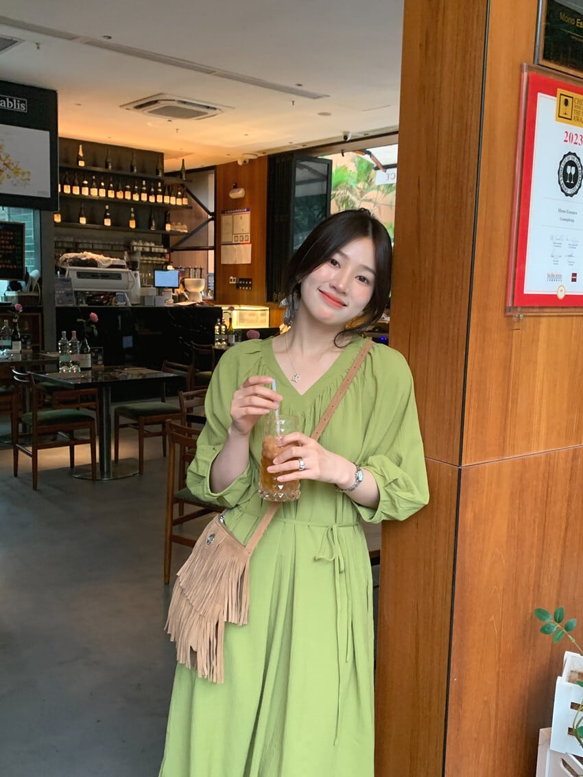 【dress】Vネックワンピース　M25140