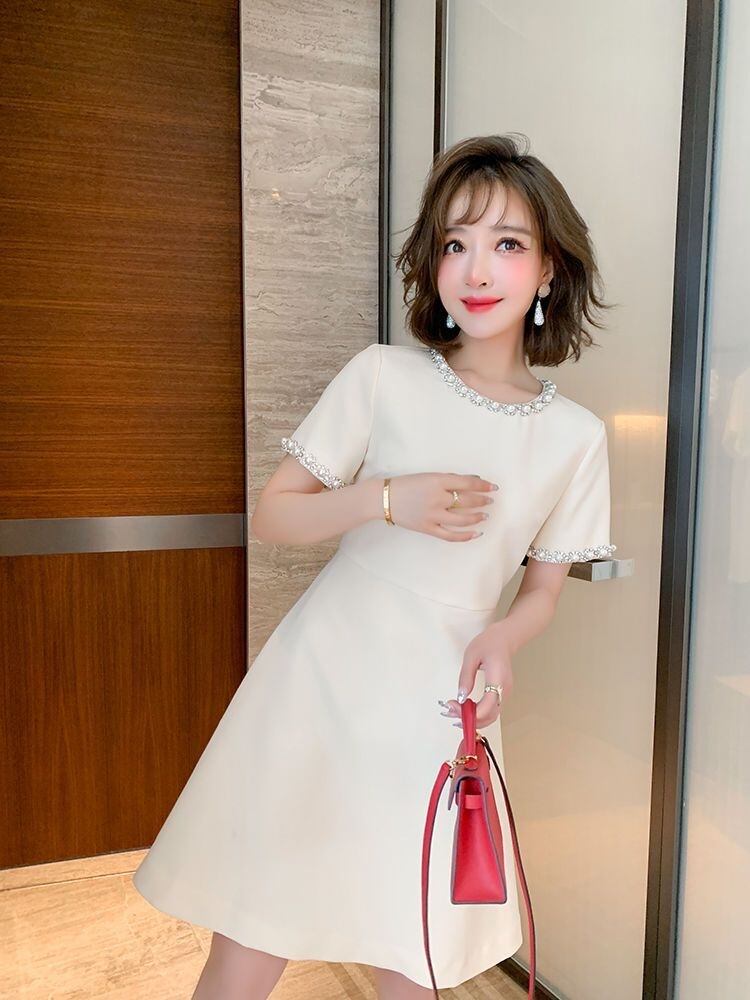 【dress】美人度アップラウンドネック半袖ビーズ飾り無地韓国ファッションワンピースF5030