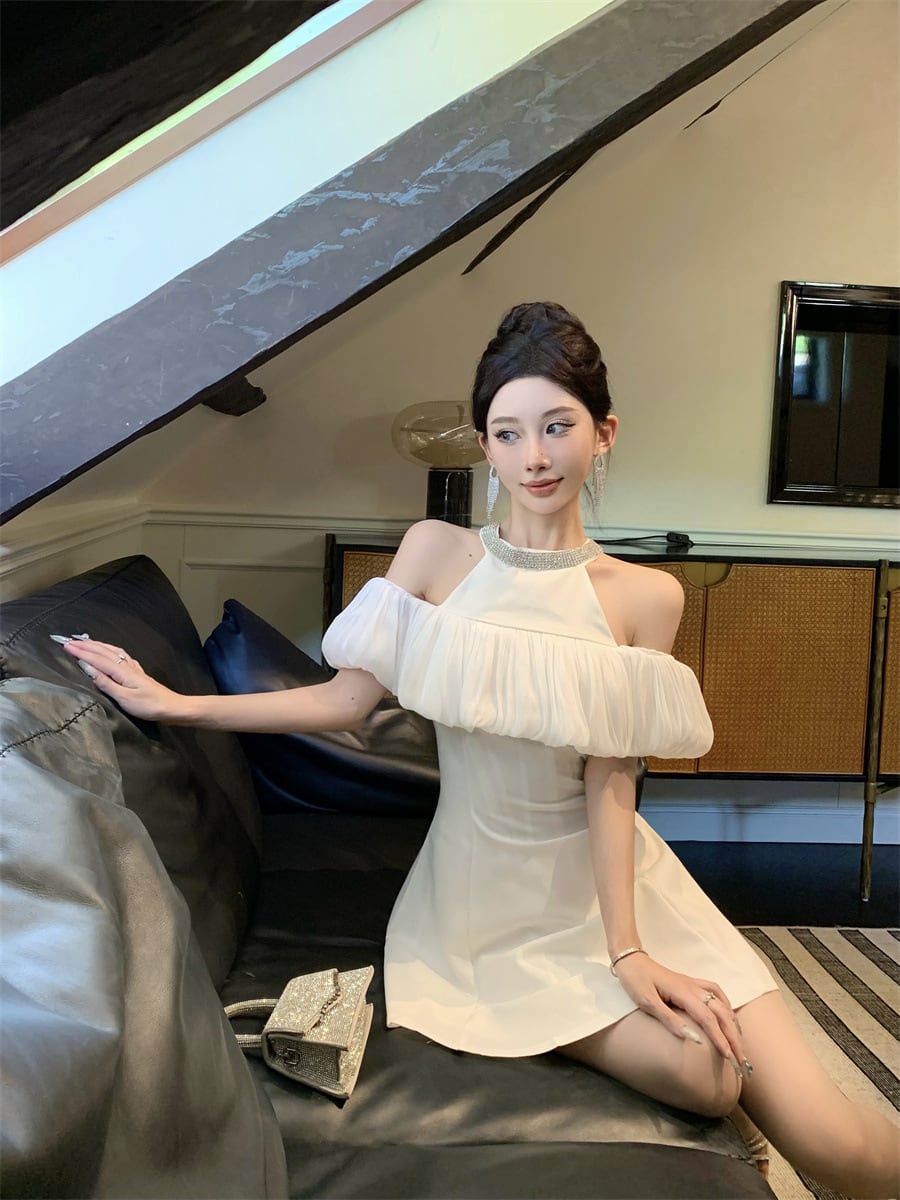 【dress】ビジューオフショルダーワンピース　M24300