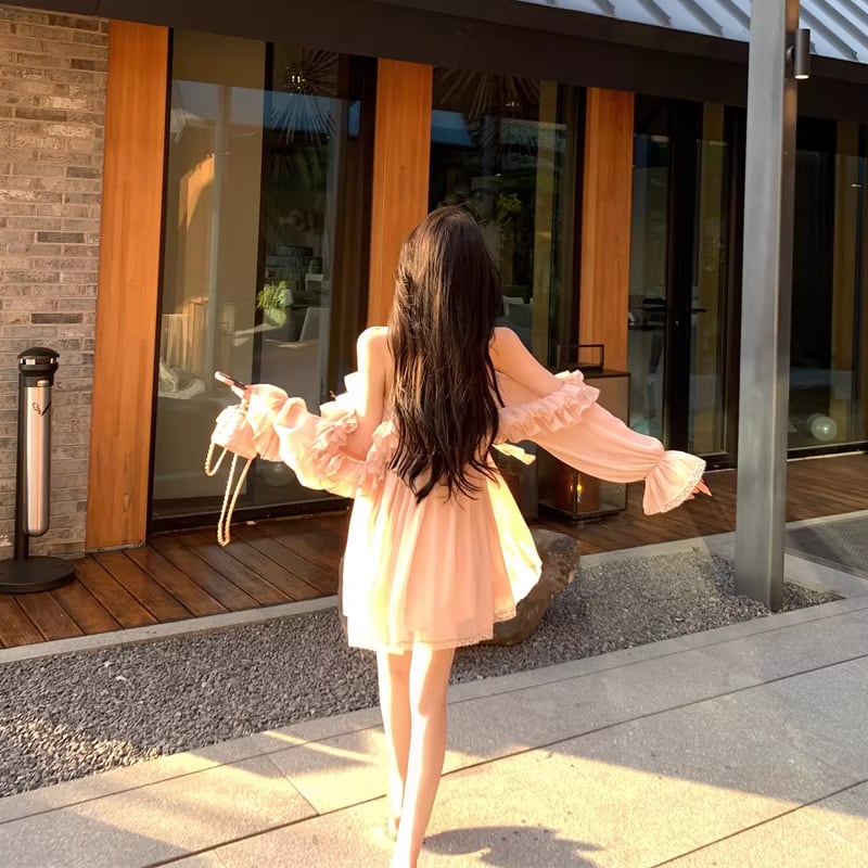 【dress】ホルターネックギャザーフリルミニワンピース Q8317