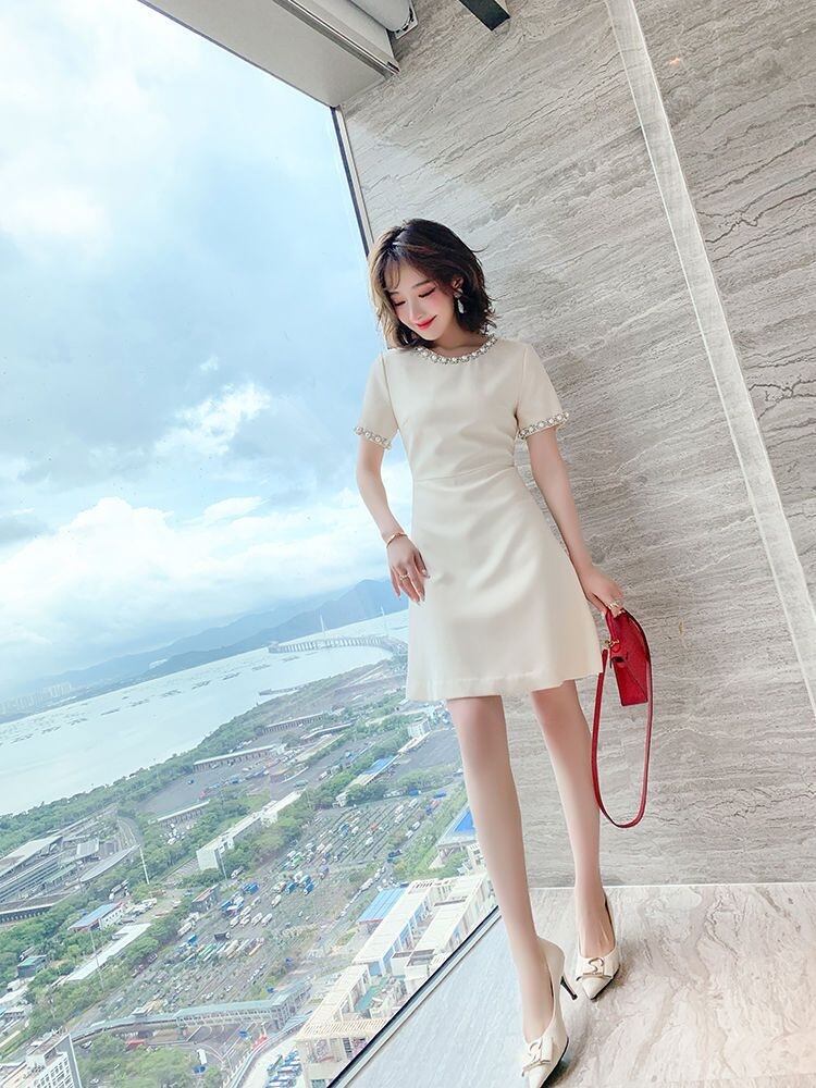 【dress】美人度アップラウンドネック半袖ビーズ飾り無地韓国ファッションワンピースF5030