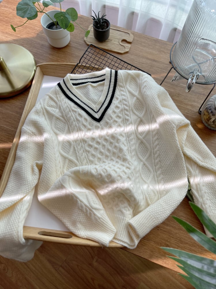 【tops】Vネックニットセーター　M28962