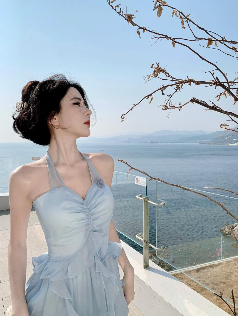 【dress】ホルターネックフリルワンピース　M30184