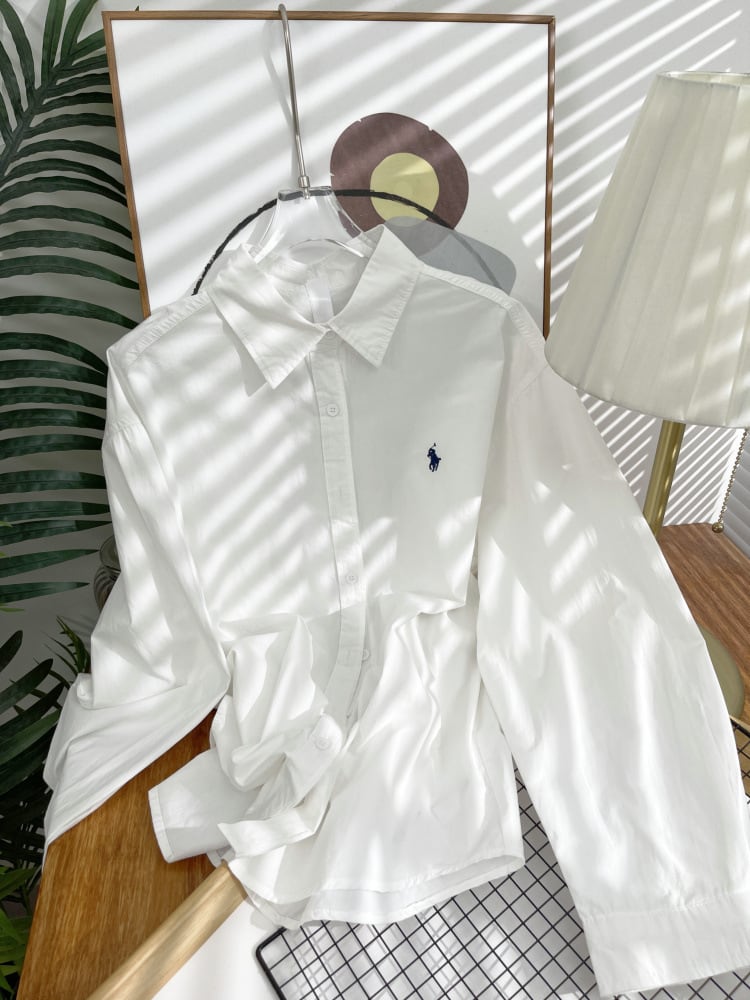 【tops】刺繍シャツトップス　M24553