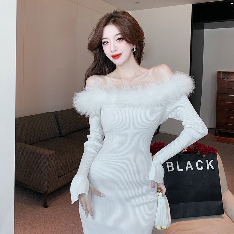 【dress】フェザーオフショルダーニットワンピース　M17993