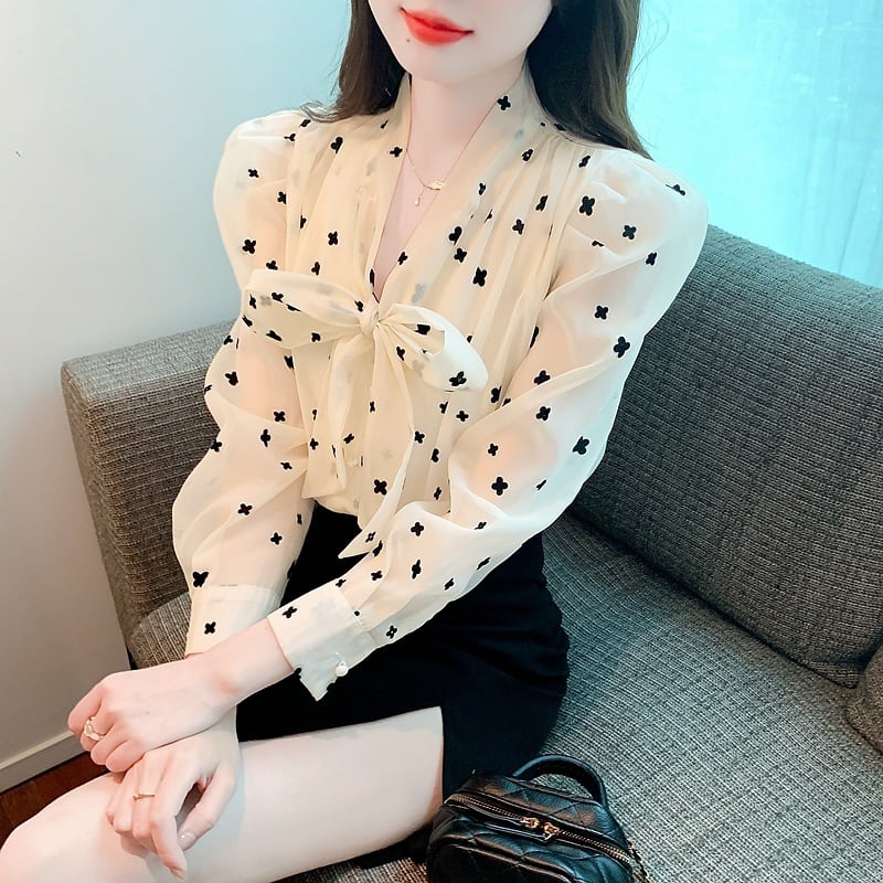 【tops】リボン付きブラウス　M29372
