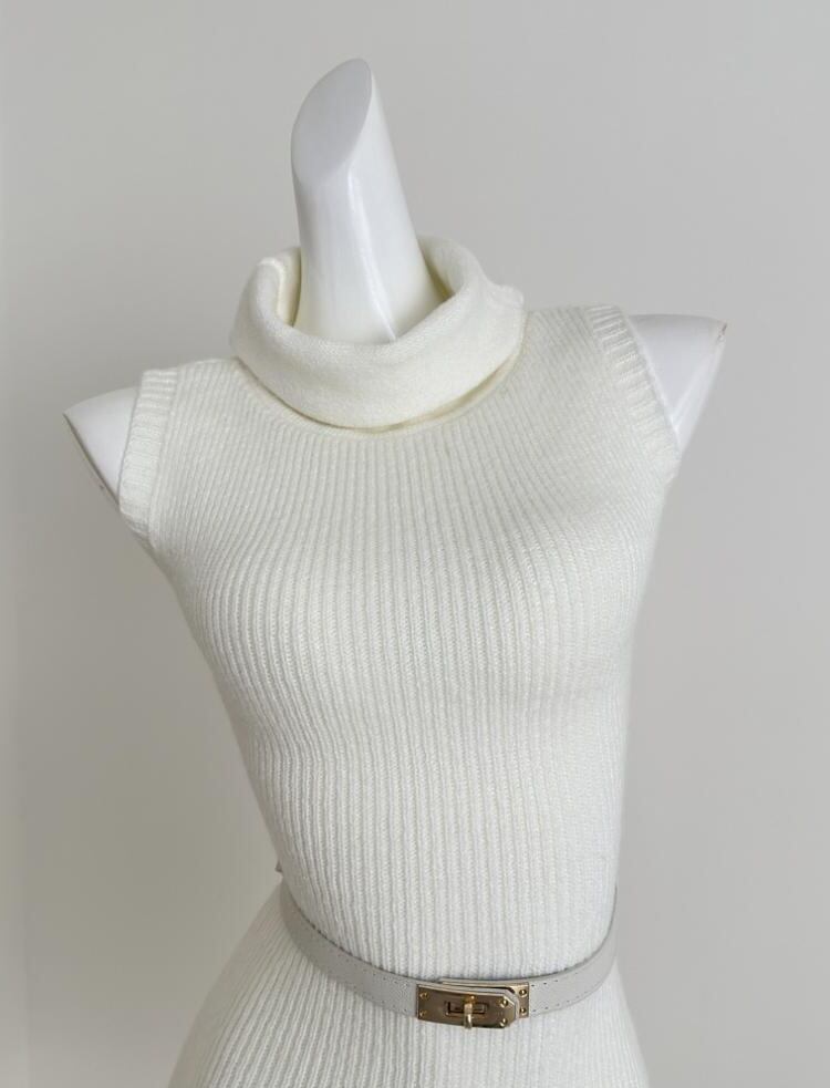 【dress】ベルト付きハイネックノースリーブニットワンピース Q7640