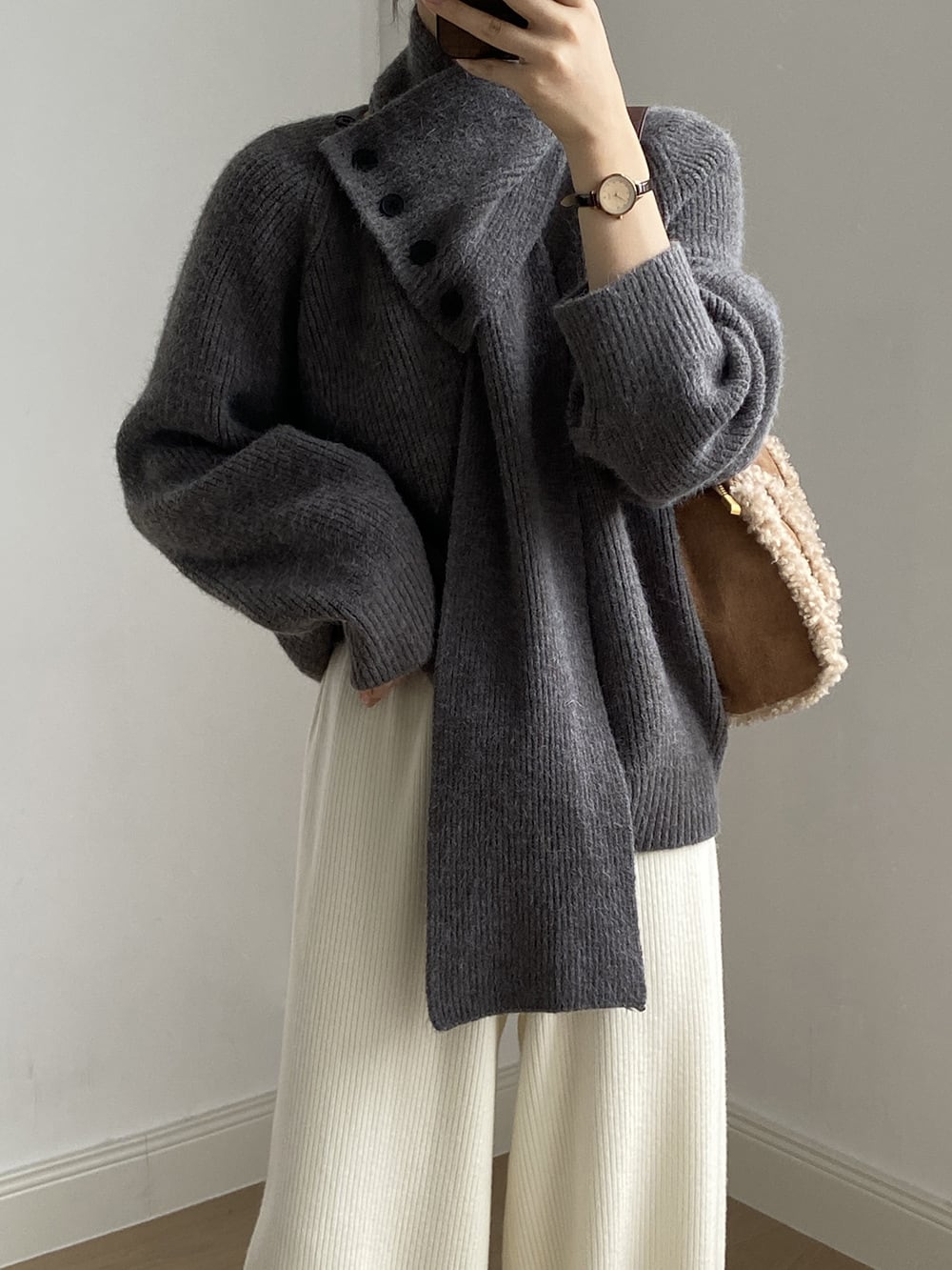 【tops】Vネックニットセーターマフラー付き　M28049