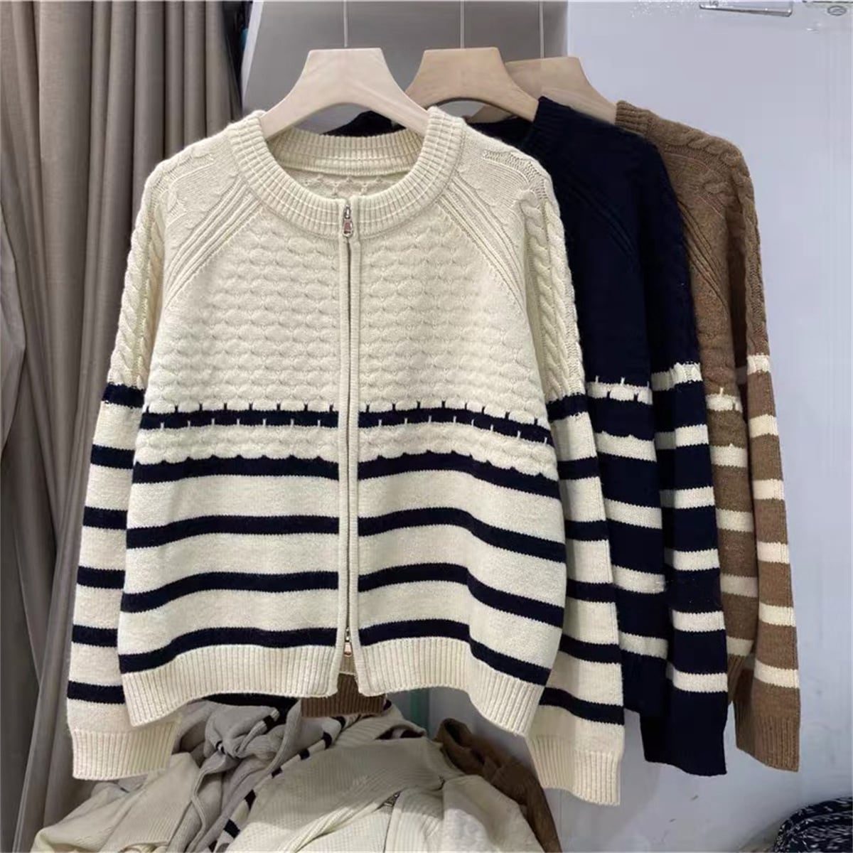 【outer】ボーダー柄ニットカーデ　M25953