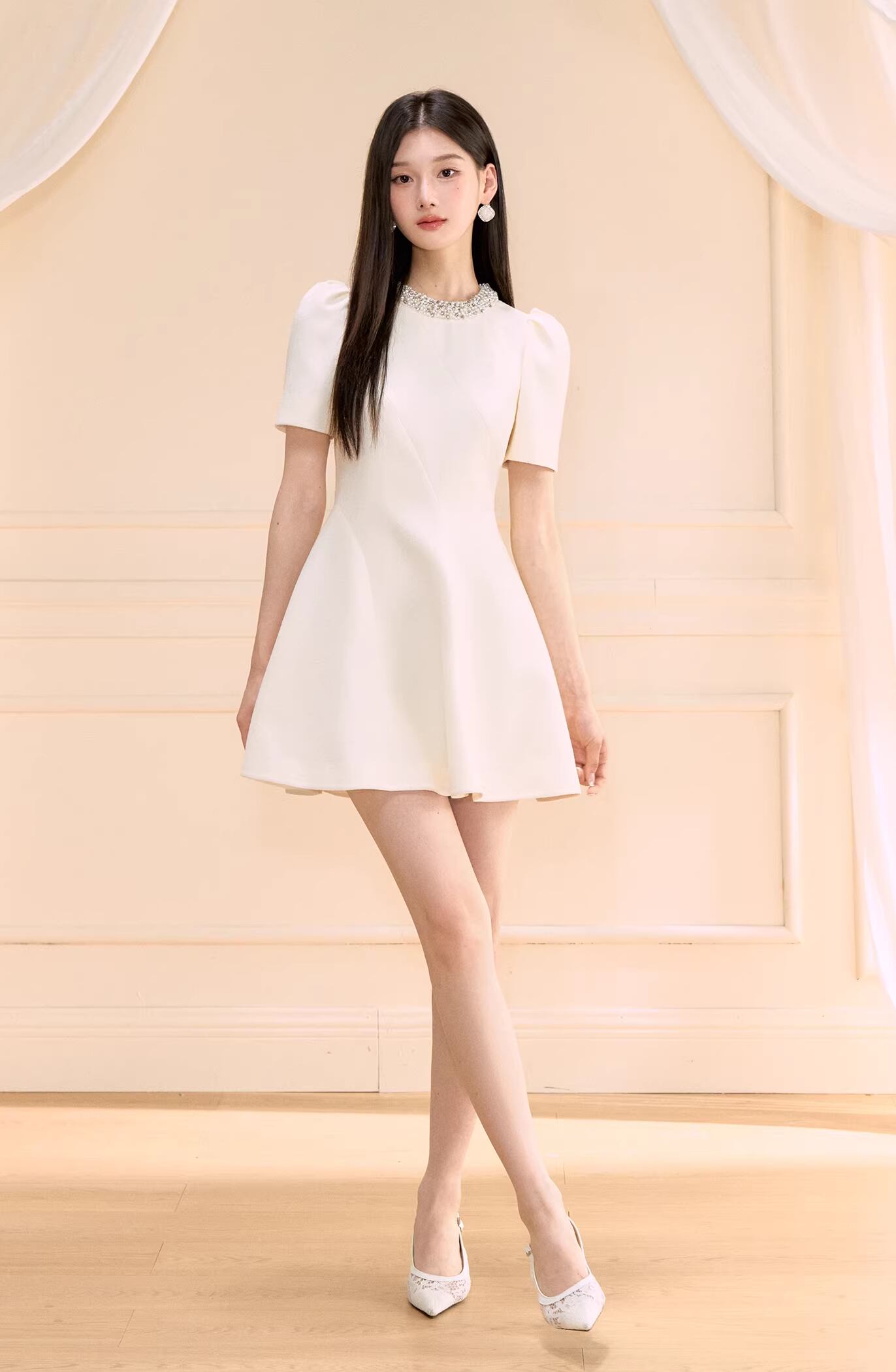 【dress】パール付きAラインフレアワンピース Q8463