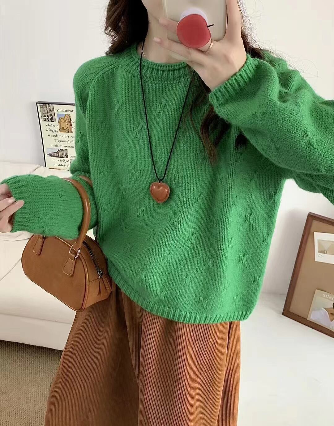 【tops】クルーネックニットセーター　M28609