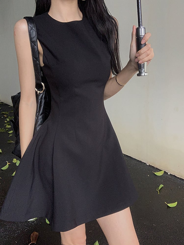 【dress】ノースリーブ美シルエットワンピース　N2662