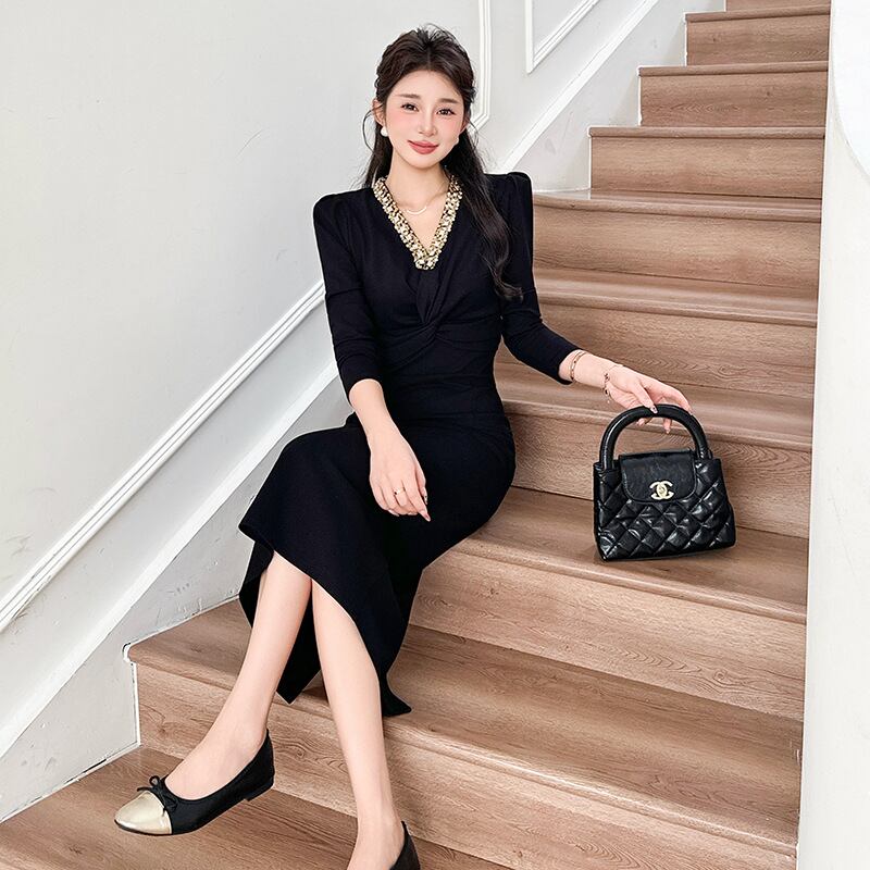 【dress】スパンコール付きワンピース Q7039