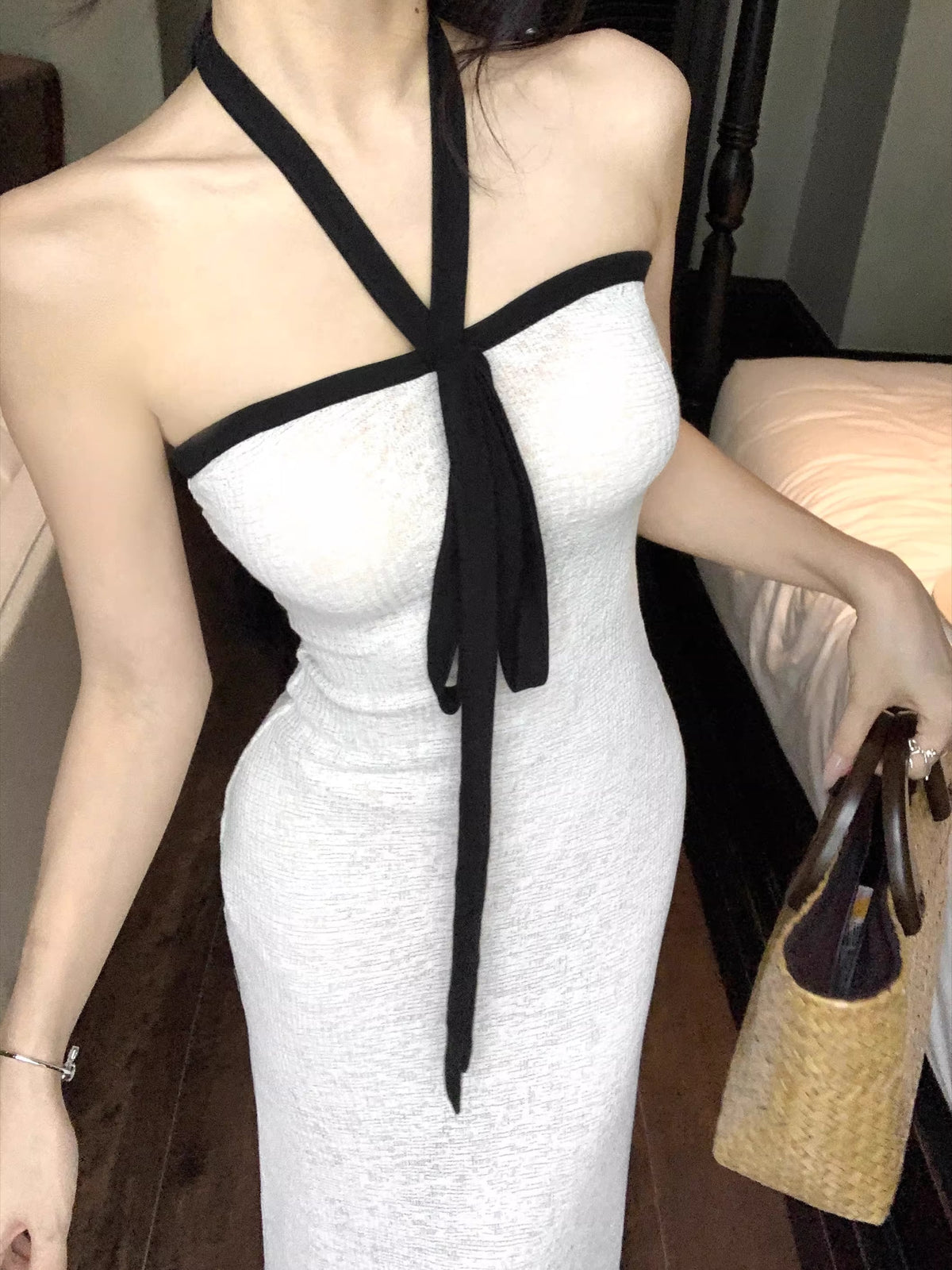【dress】ホルターネックロングワンピース Q8392