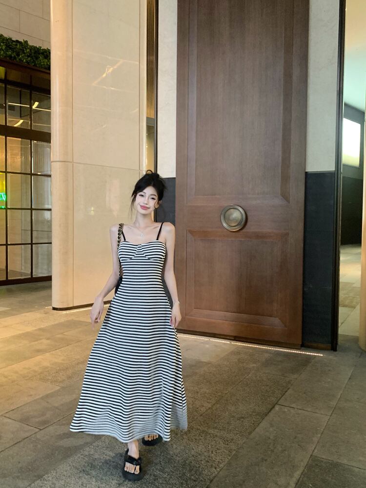 【dress】バックレスキャミワンピース　M24122