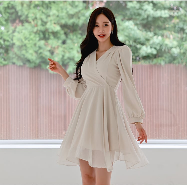 【dress】Ｖネックデートワンピース　M18772