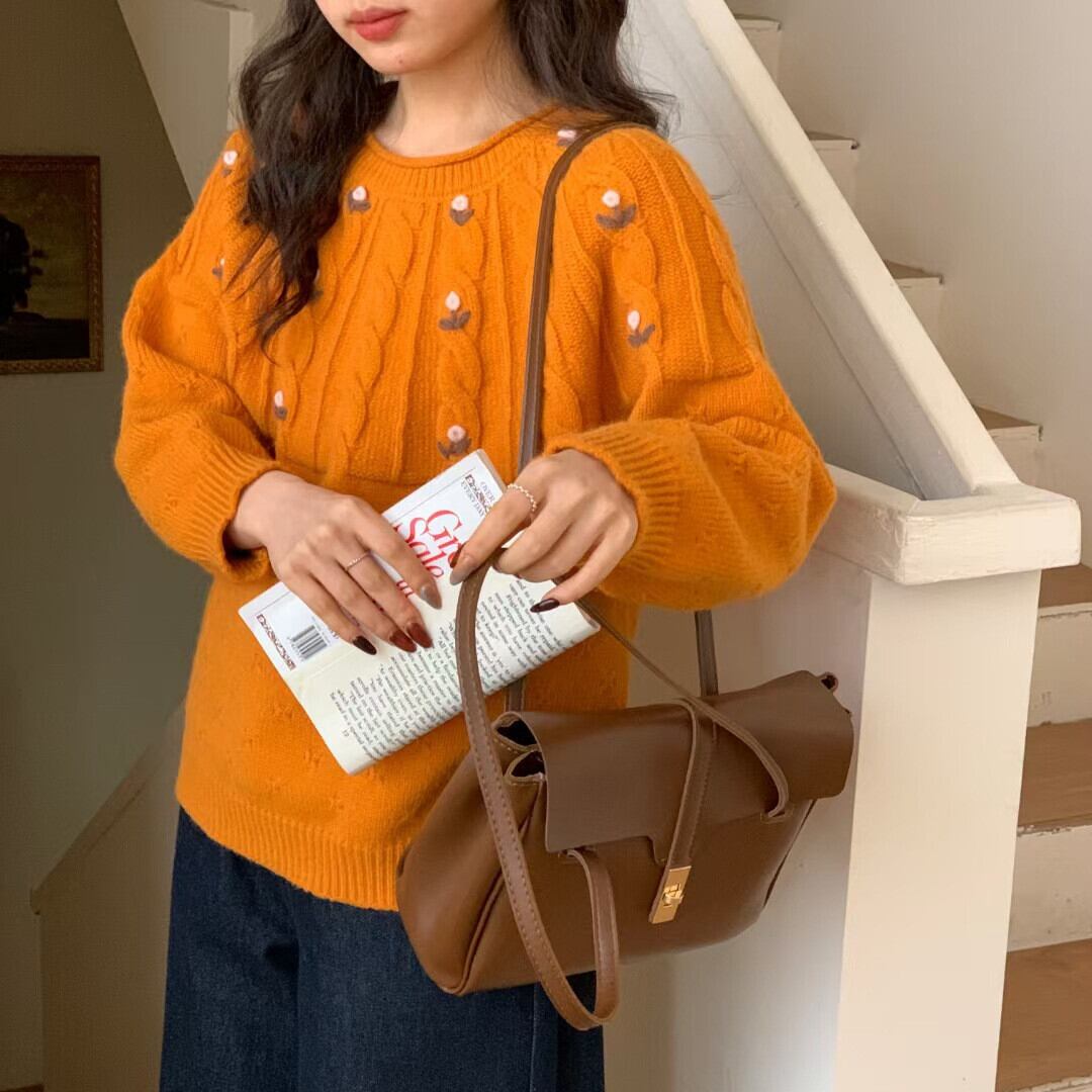 【tops】刺繍ニットセーター　M27837
