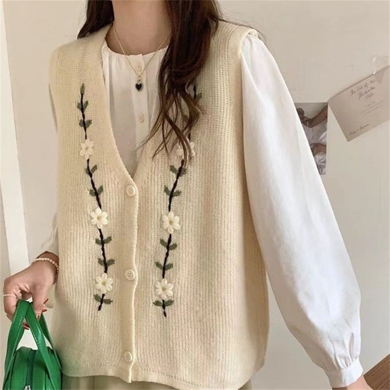 【tops】刺繍ニットベスト　M29014