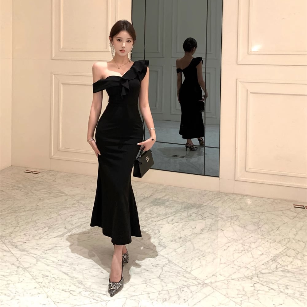 【dress】ワンショルダーフリルマーメイドワンピース　M31571
