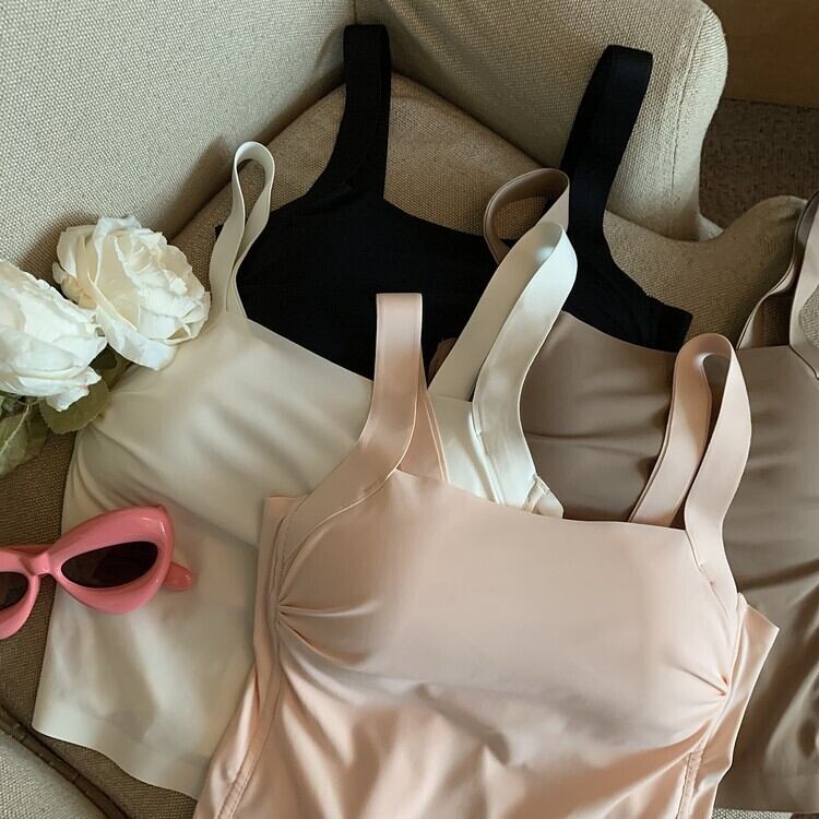 【tops】カップ付きキャミソール　M29522