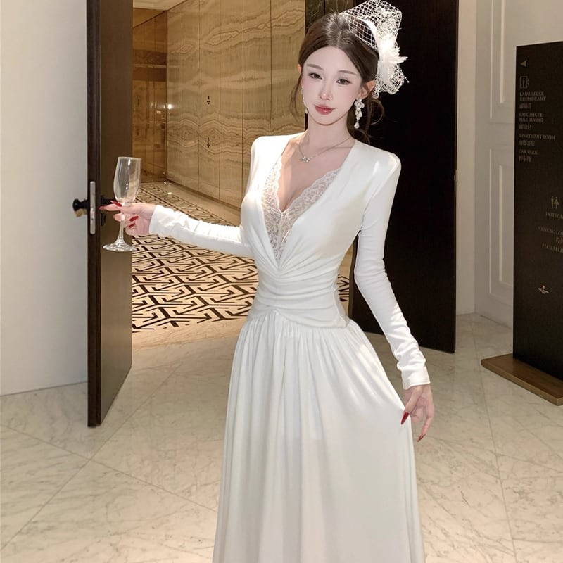【dress】Vネックレースドッキングワンピース Q7425
