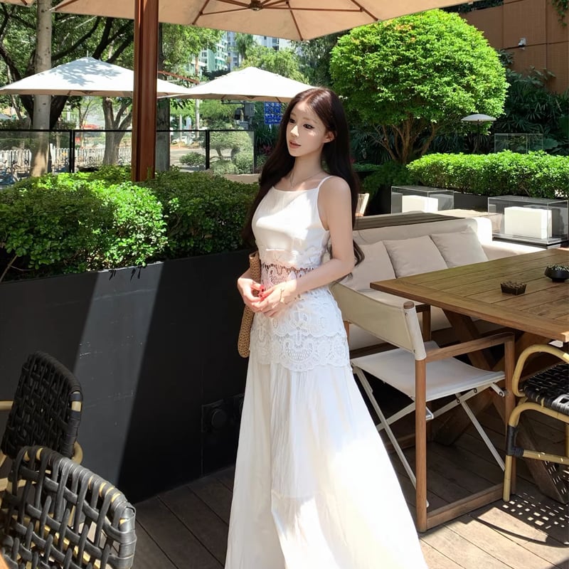 【dress】レースカットワークドッキングキャミワンピース Q8481