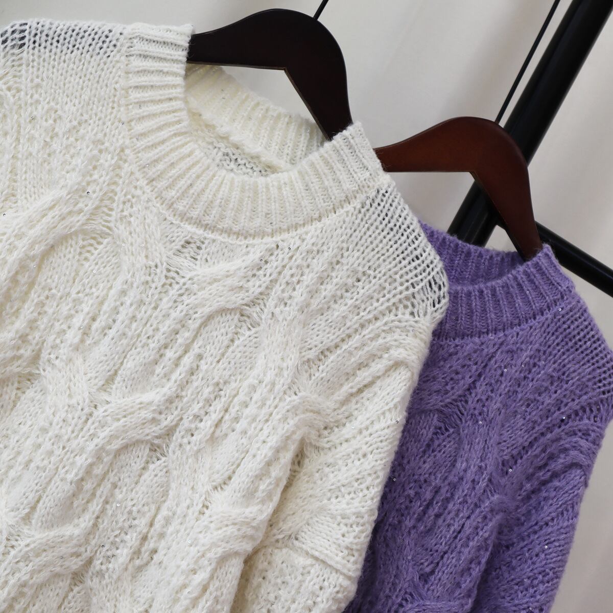 【tops】クルーネックニットセーター　M18794