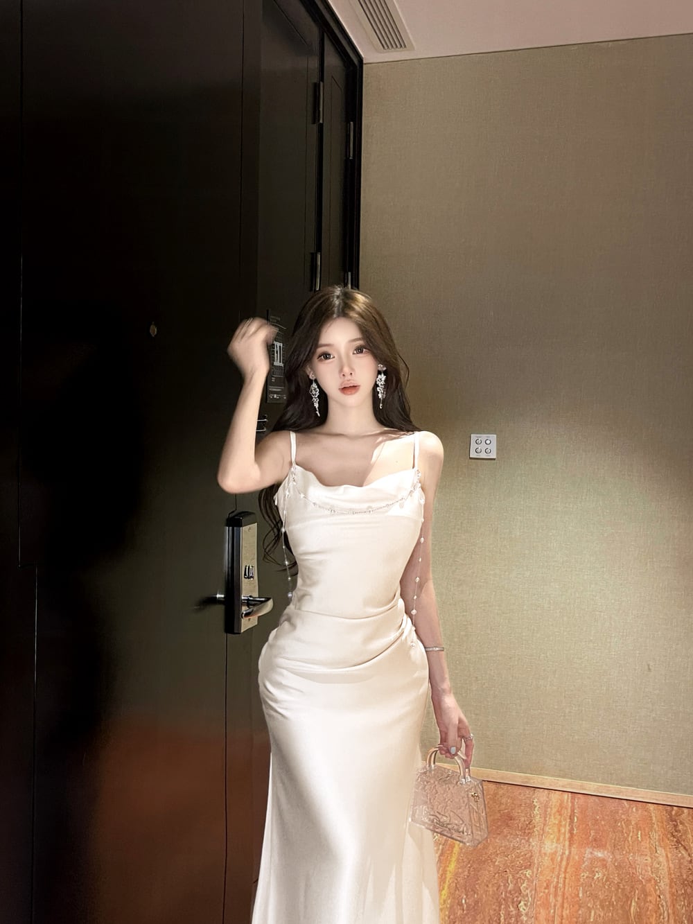 【dress】パール付きロングキャミワンピース Q7994
