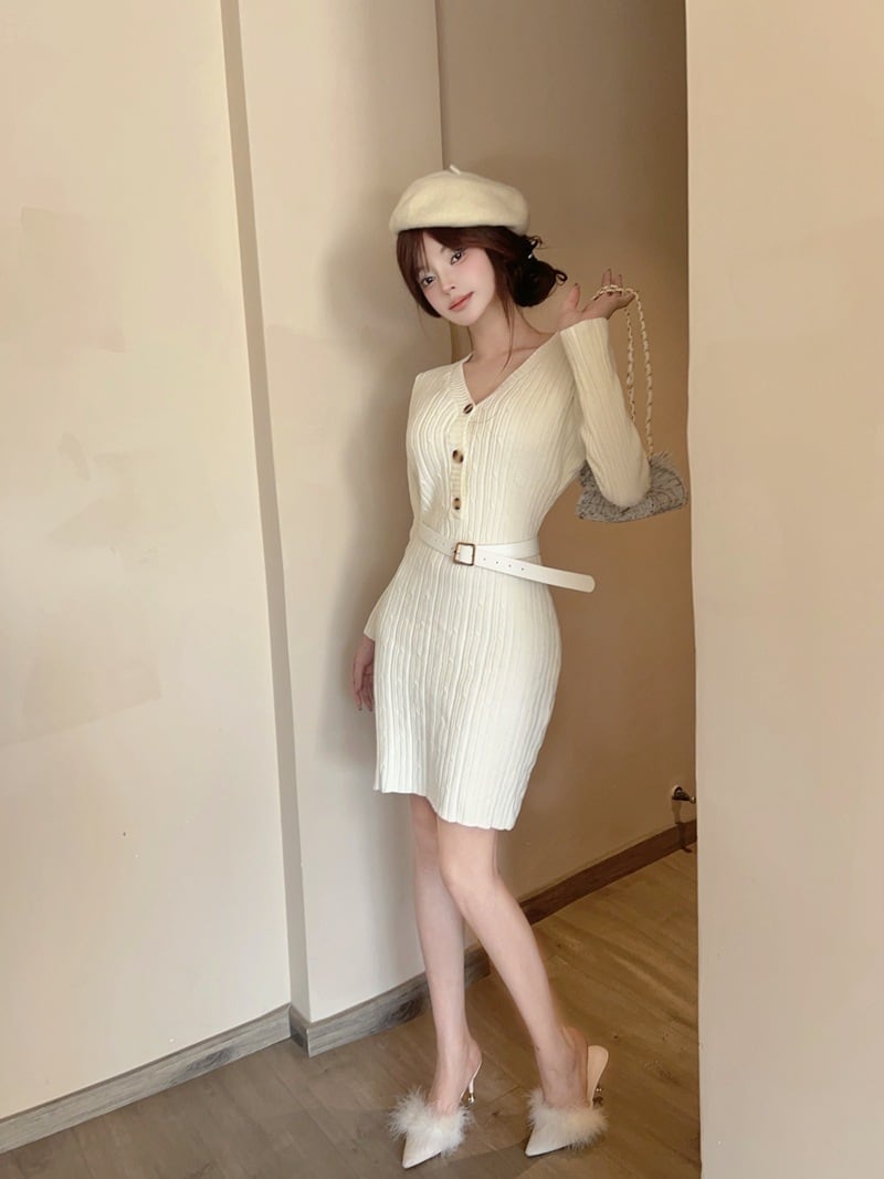 【dress】Vネックニットワンピース　M28378
