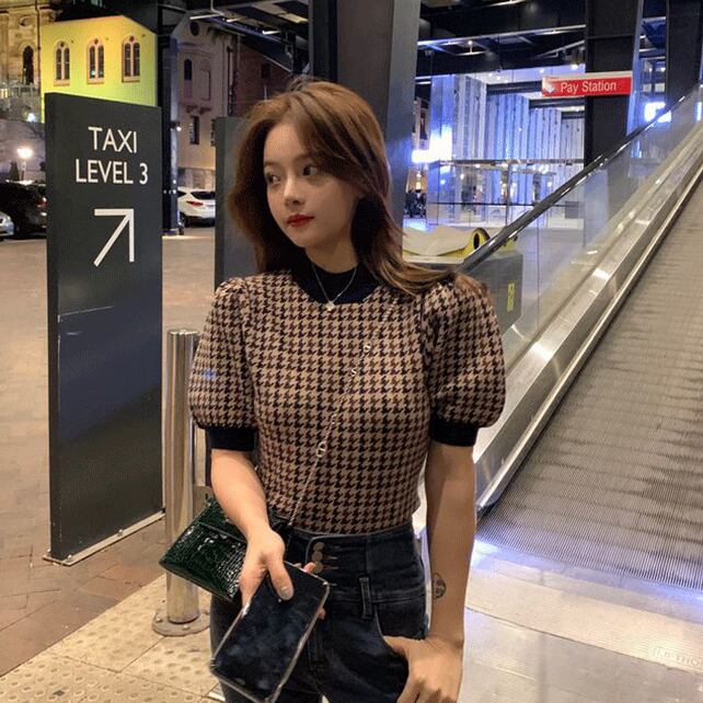 【tops】韓国ファッション〜ラウンドネックパフスリーブ着回しレトロニットF0099