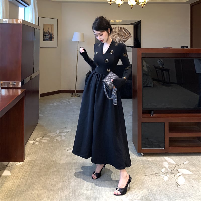 【dress】Ｖネックロングワンピース Q7113