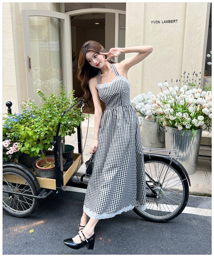【dress】レース切り替えホルターネックワンピース　M29995