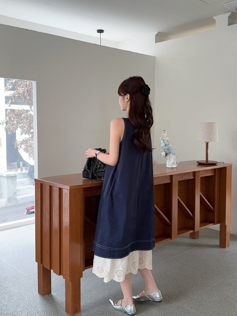 【dress】レース切り替えノースリーブワンピース　M29817