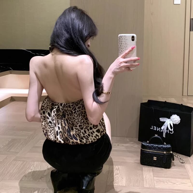 【tops】ヒョウ柄ホルターネックトップス Q8255