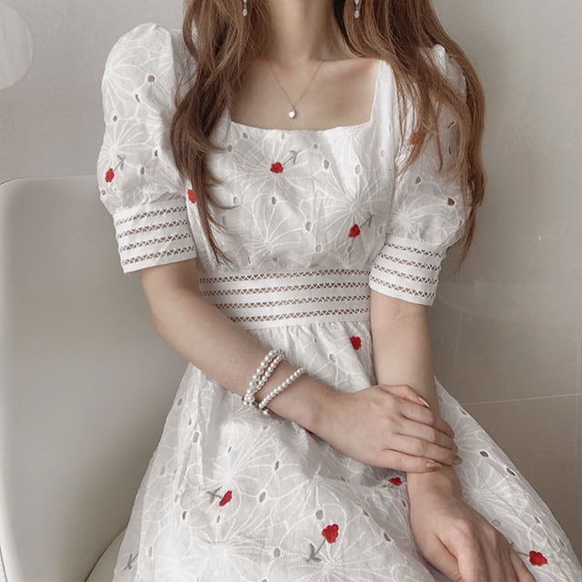 【dress】気質スウィート刺繍着痩せスクエアネック透かし彫りパフスリーブ花柄配色ワンピースF0035