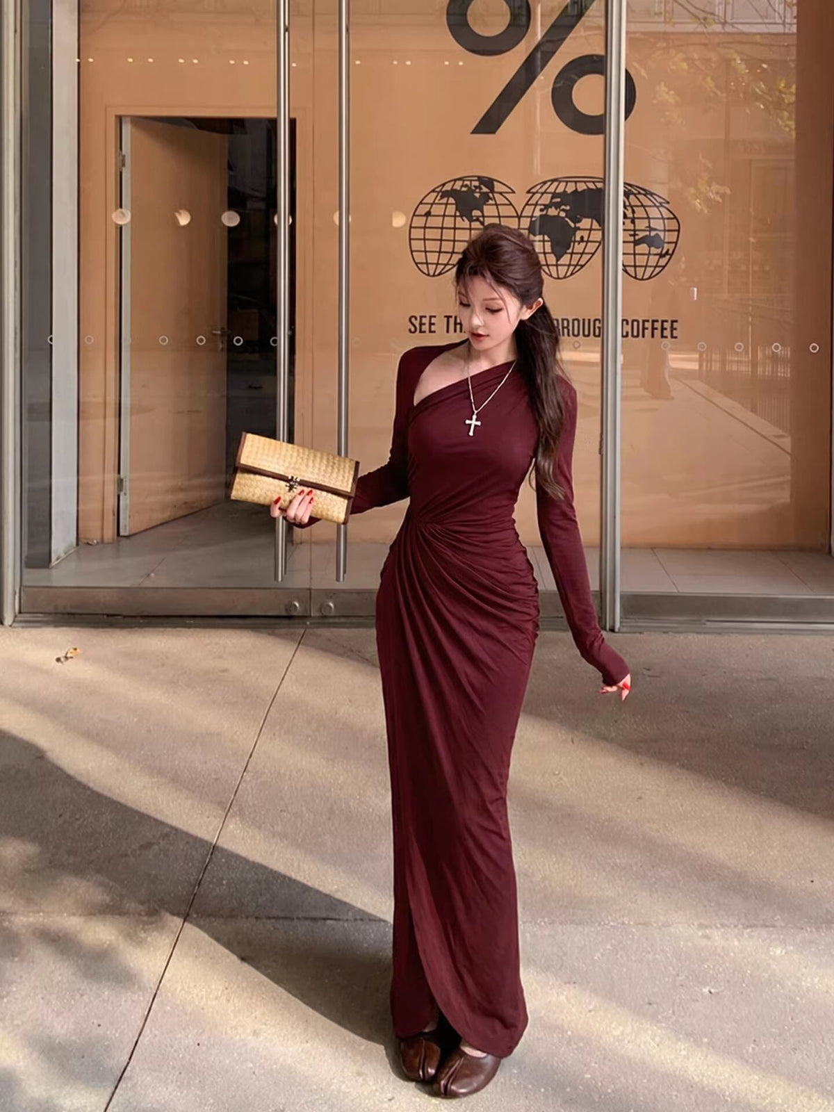 【dress】スリット入れギャザーデザインロングタイトワンピース Q8012