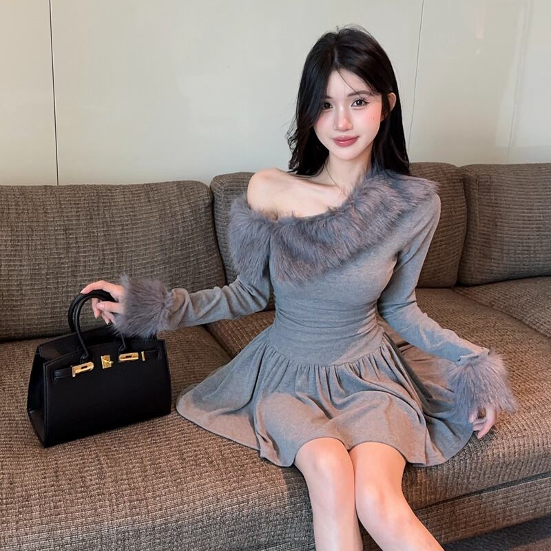 【dress】ファー付きフレアワンピース Q7564