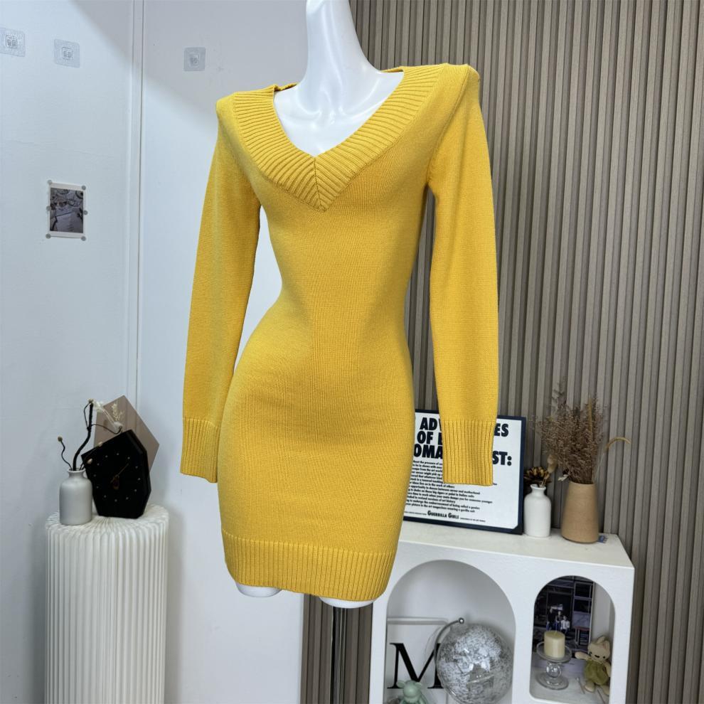 【dress】Vネックニットワンピース　M27772