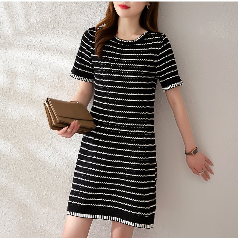 【dress】ストライプ柄ニットAラインワンピース G21126