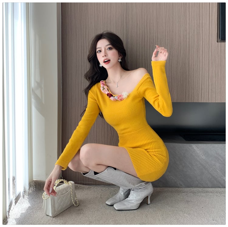 【dress】立体フラワーオフショルダーニットワンピース　M27755