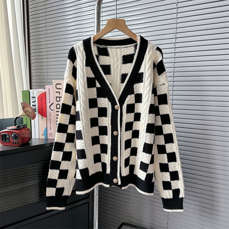 【outer】Vネックニットカーデ　M18574