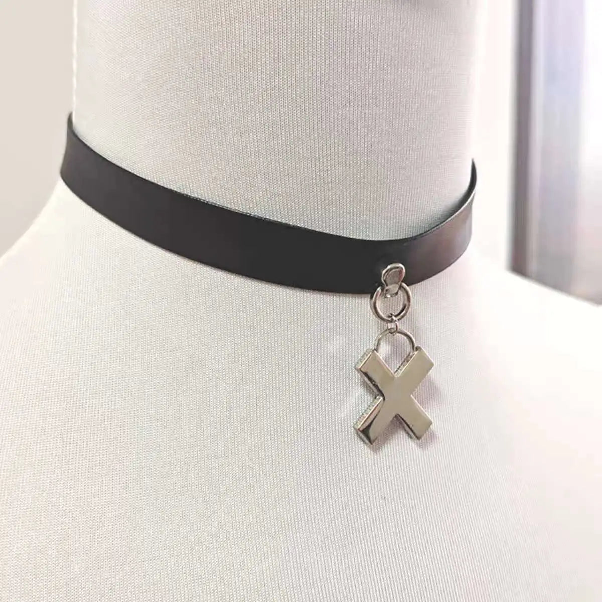 【GOODS】ZZZ 浅羽悠真 cospaly ネックレス チョーカー Q2194