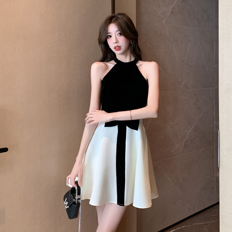 【dress】ホルターネックフレアワンピース Q7981