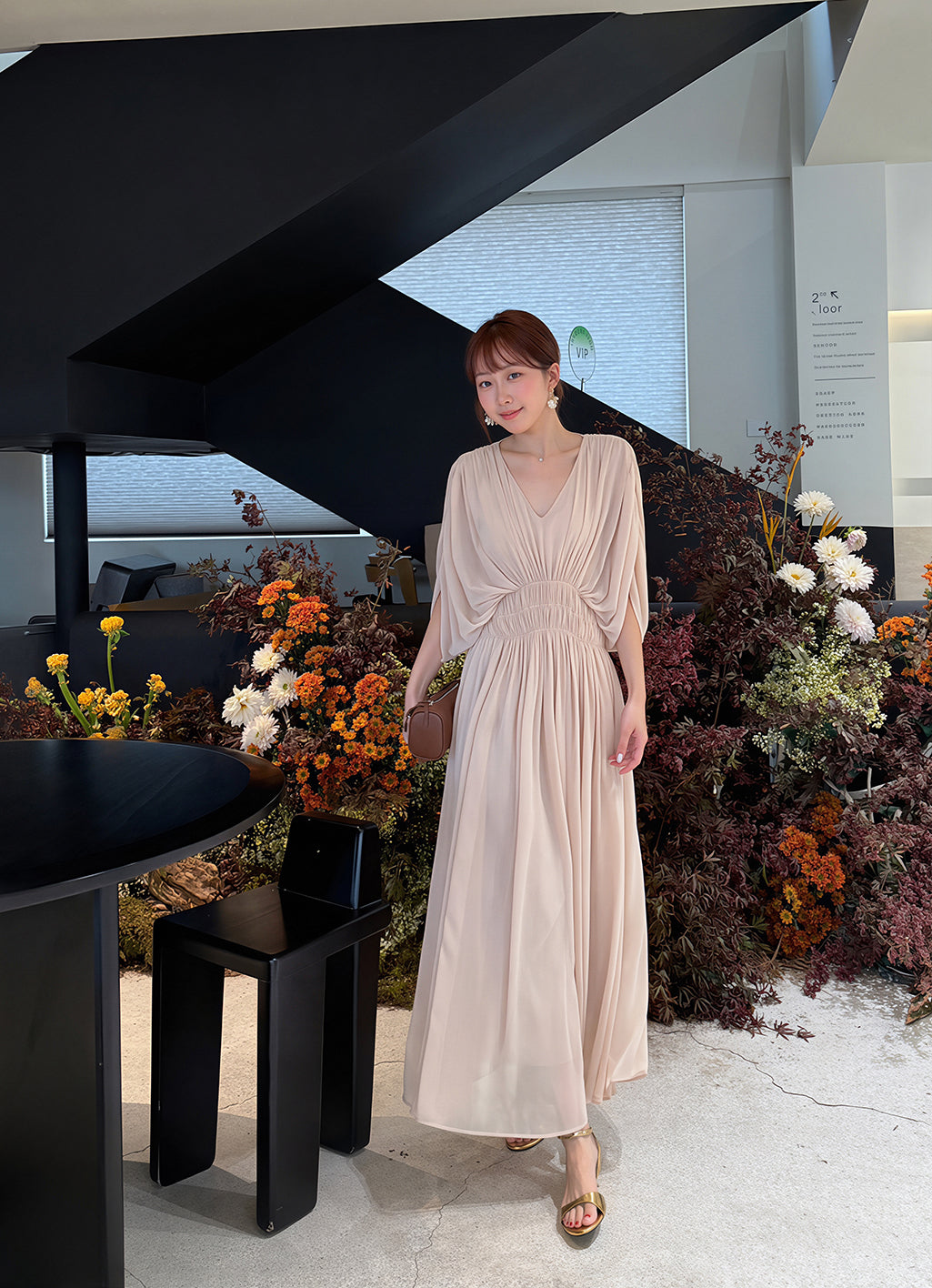 【dress】Vネックロングワンピース Q8756