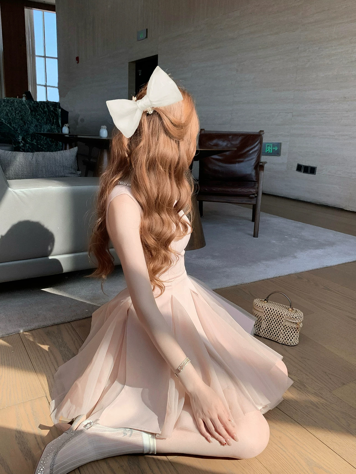【dress】 ラインストーン付きノースリーブチュールドッキングフレアワンピース Q8881